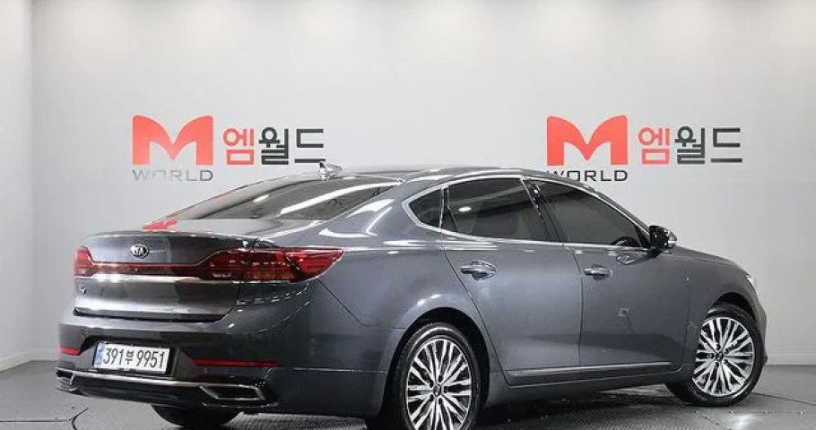 Kia K7 