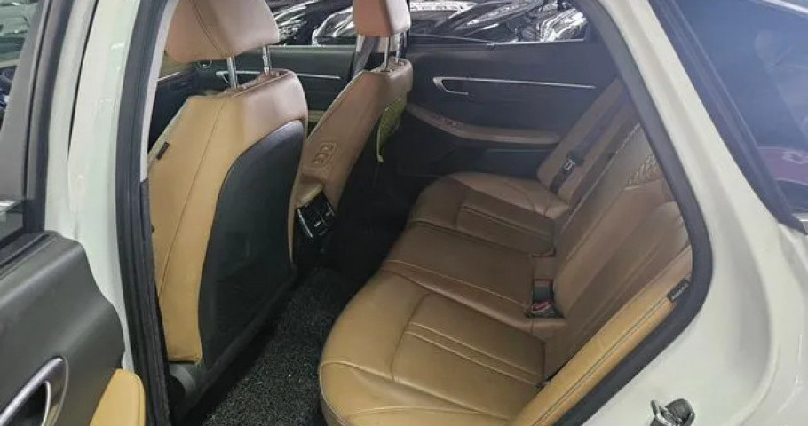 Hyundai Sonata 