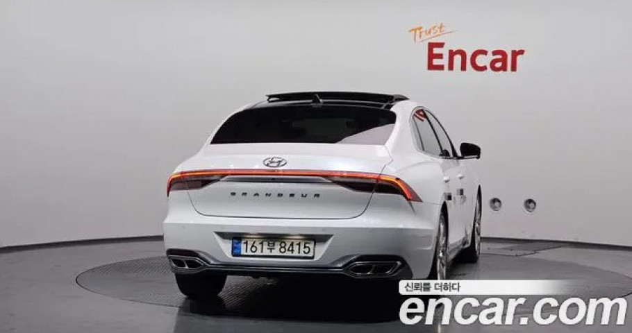 Hyundai Grandeur 
