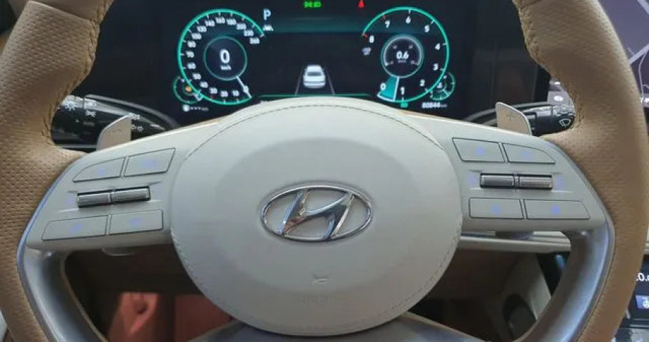Hyundai Grandeur 