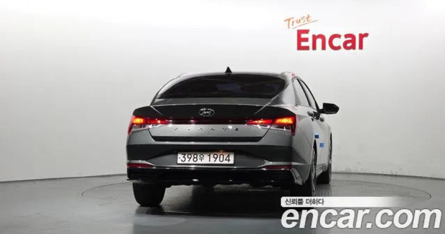 Hyundai Avante (Elantra) 