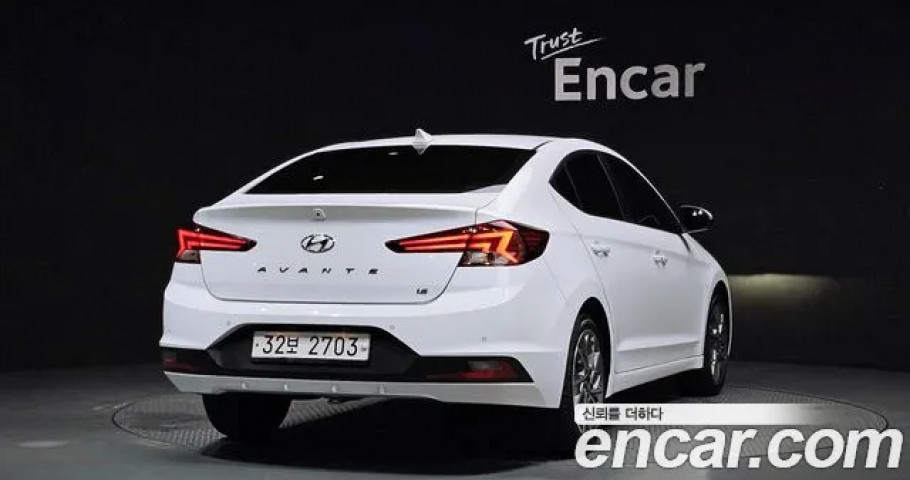 Hyundai Avante (Elantra) 