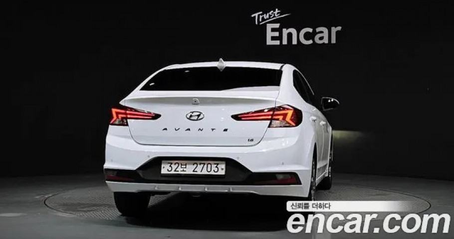 Hyundai Avante (Elantra) 