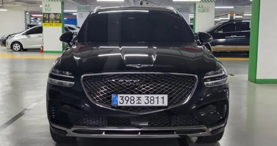 Genesis Gv70 