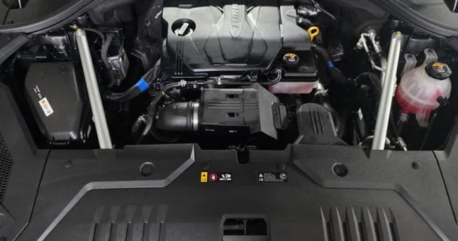 Genesis Gv70 