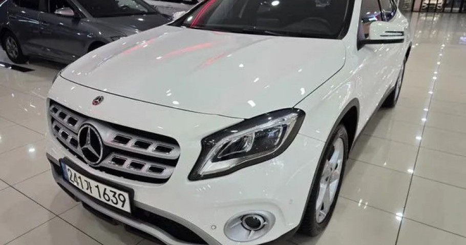Mercedes-Benz Gla-Class 