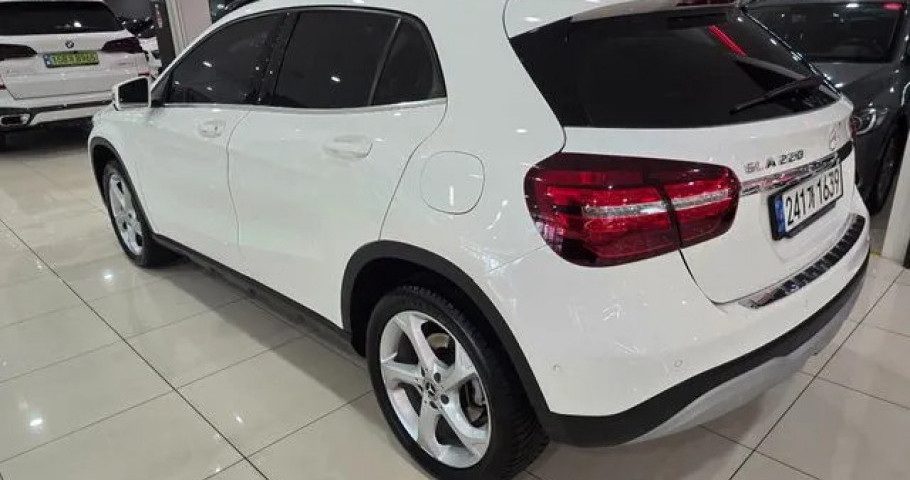 Mercedes-Benz Gla-Class 