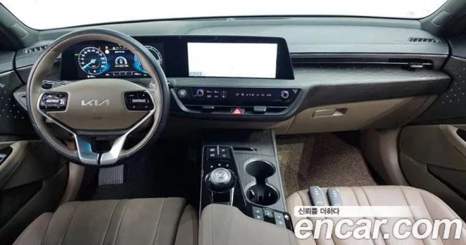 Kia K8 