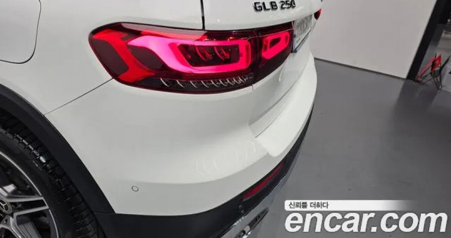 Mercedes-Benz Glb-Class 