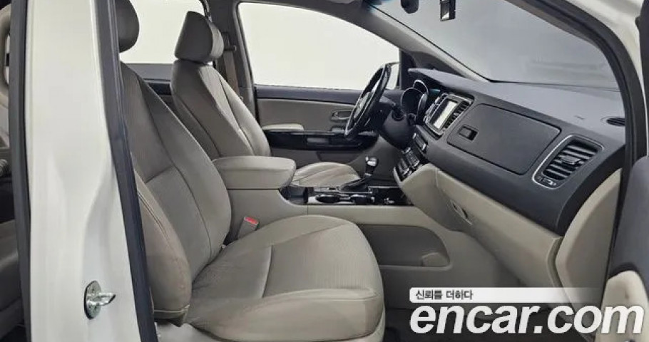 Kia Carnival 