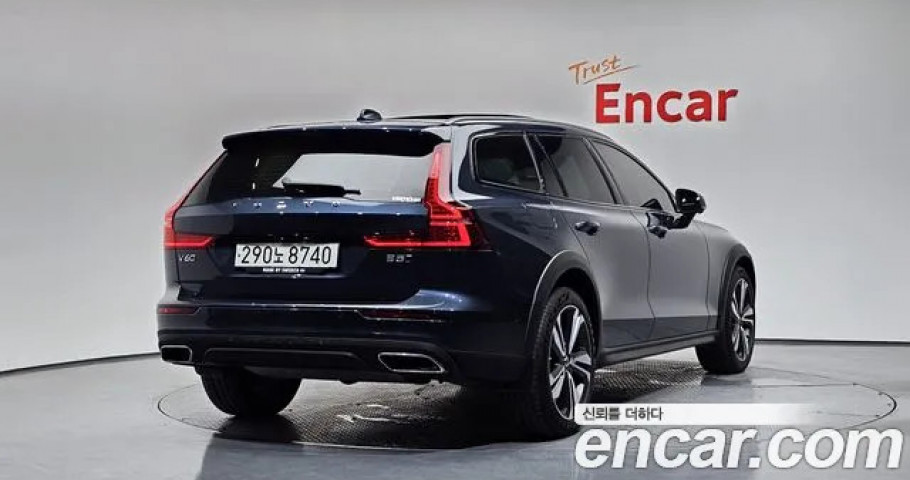 Volvo V60 