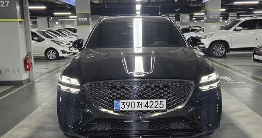 Genesis Gv70 