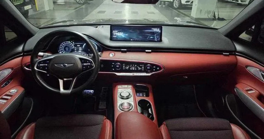 Genesis Gv70 