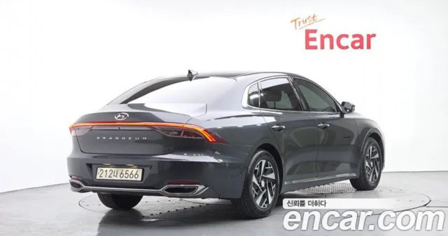 Hyundai Grandeur 