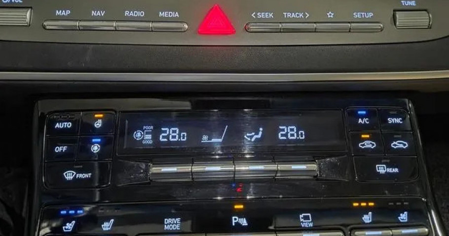 Hyundai Grandeur 
