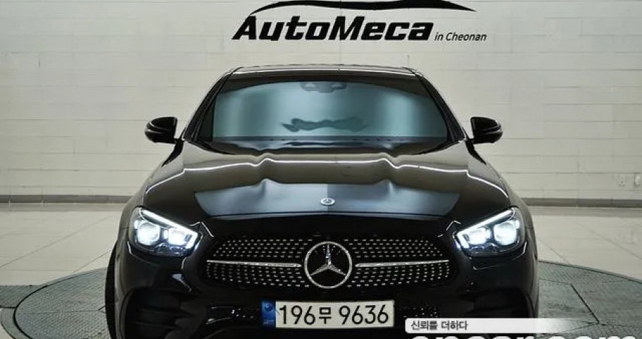 Mercedes-Benz E-Class 