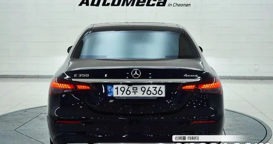 Mercedes-Benz E-Class 