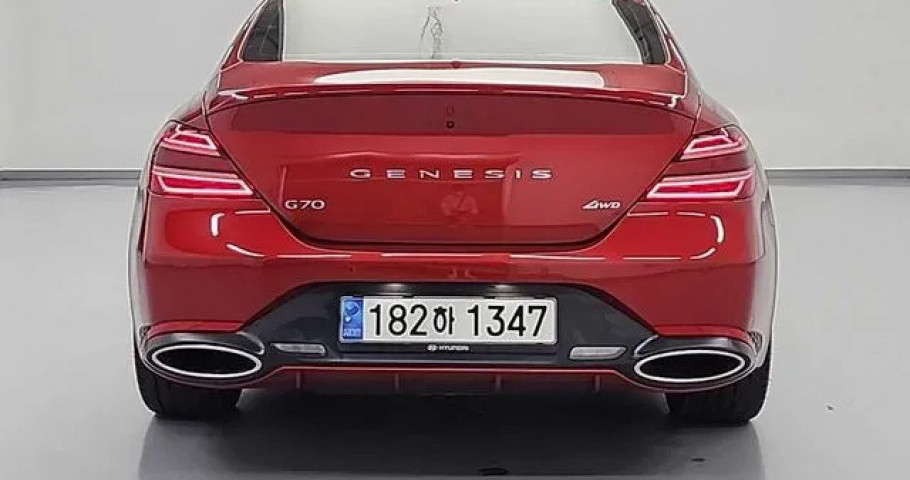 Genesis G70 