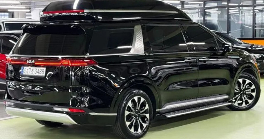Kia Carnival 