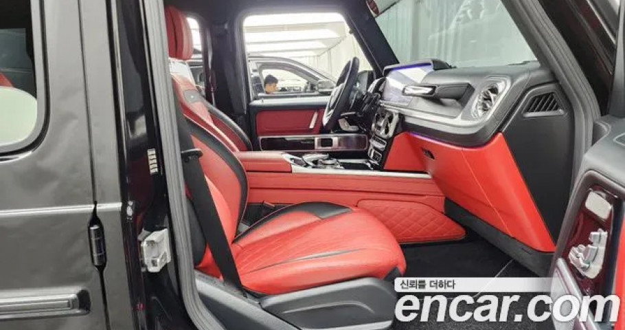 Mercedes-Benz G-Class 