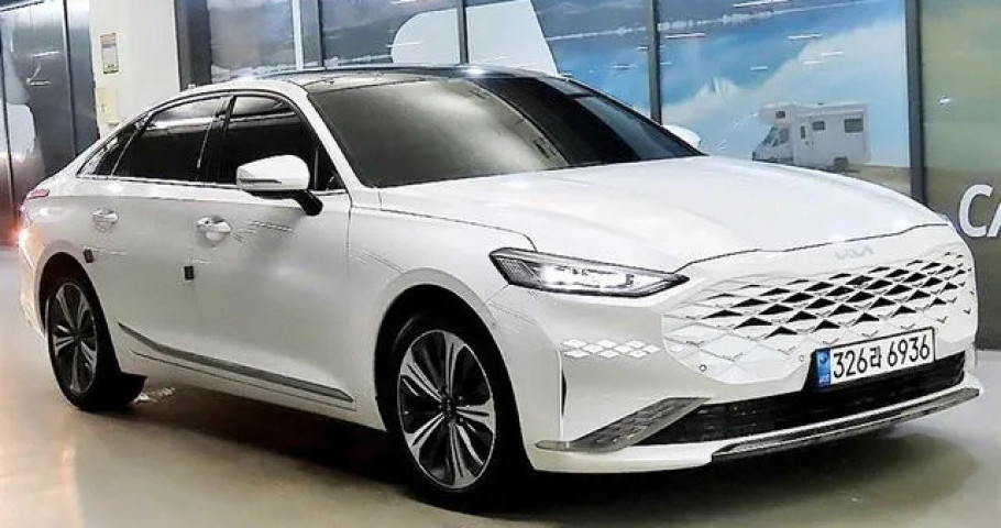 Kia K8 