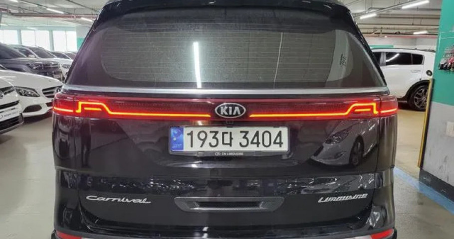 Kia Carnival 