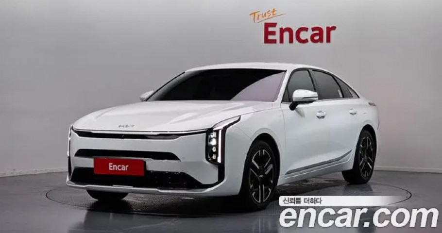 Kia K8 