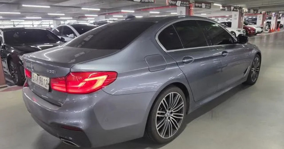 Bmw 5-Series 