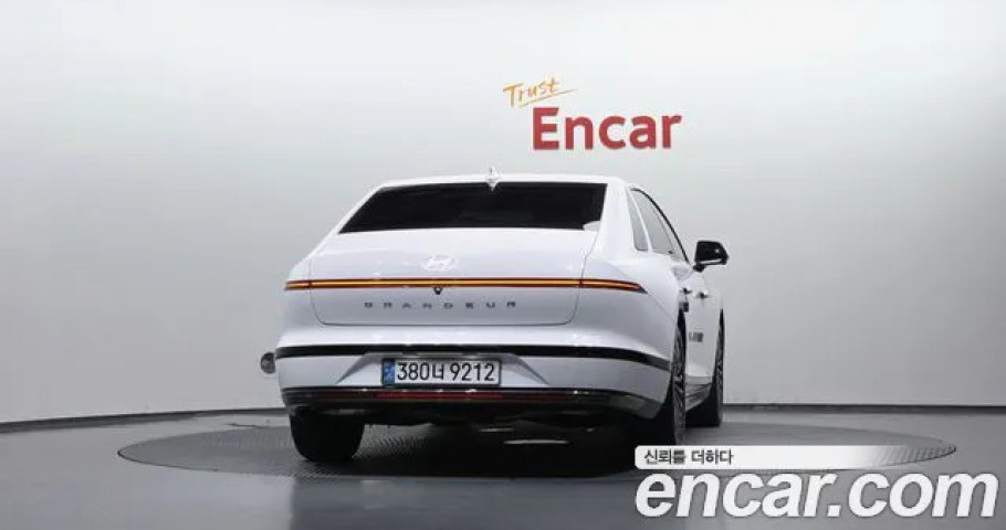 Hyundai Grandeur 