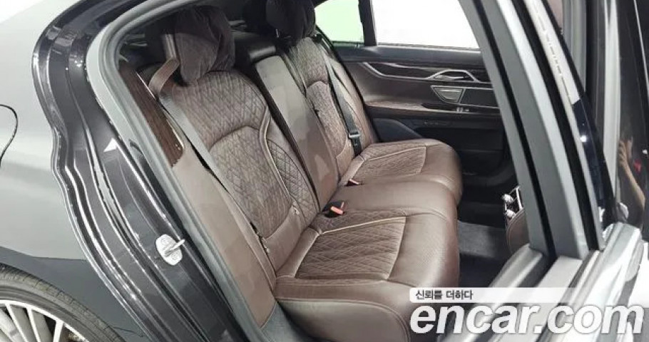 Bmw 7-Series 