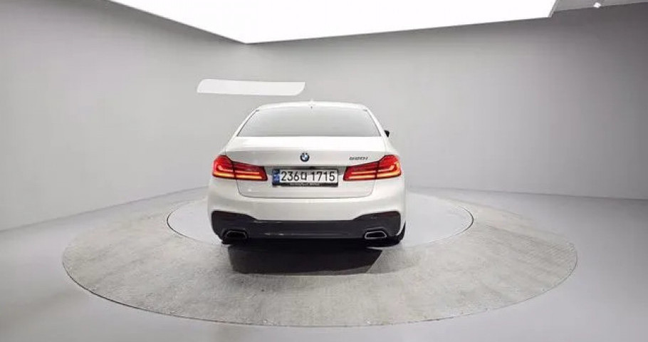 Bmw 5-Series 