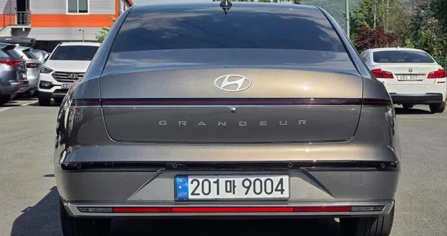 Hyundai Grandeur 