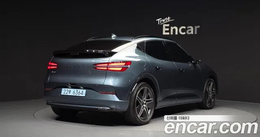 Genesis Gv60 