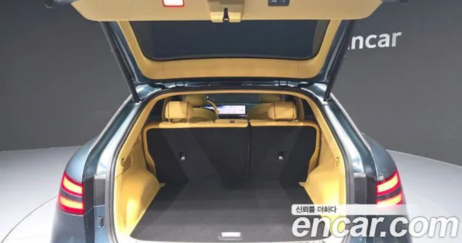 Genesis Gv60 