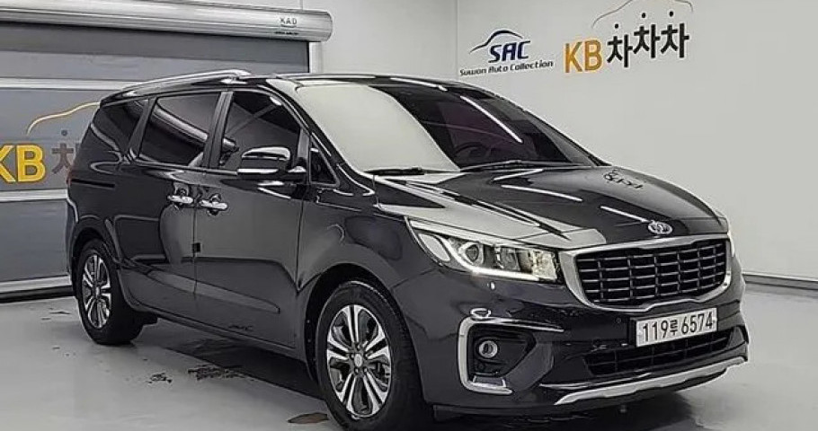 Kia Carnival 