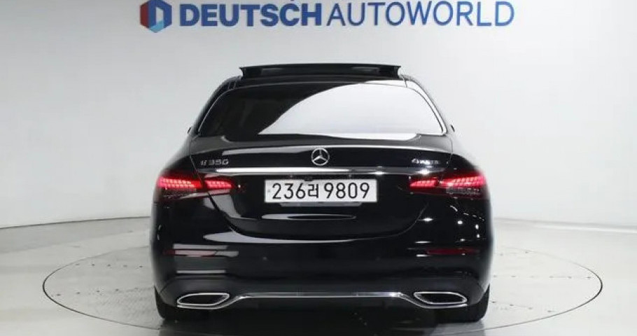 Mercedes-Benz E-Class 