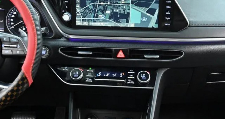 Hyundai Sonata 