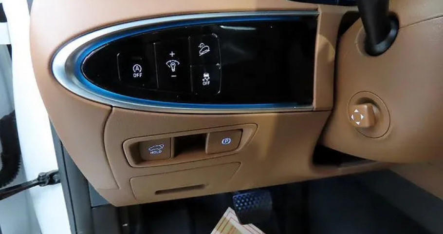 Genesis Gv70 