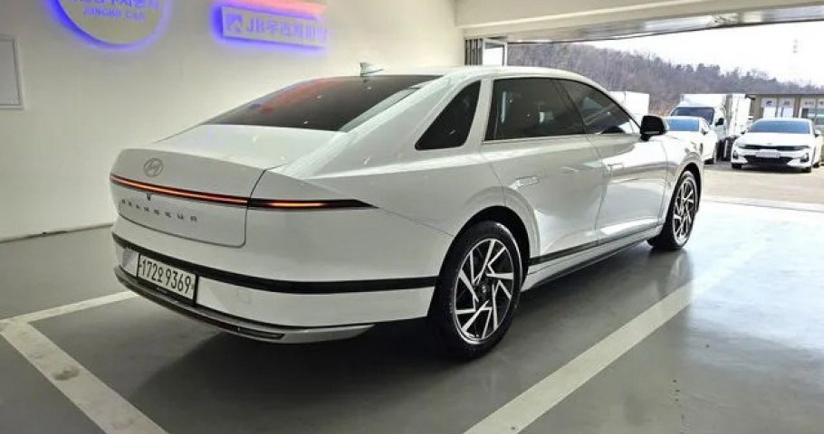 Hyundai Grandeur 