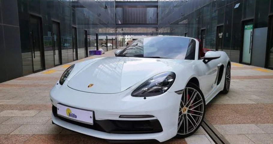 Porsche 718 