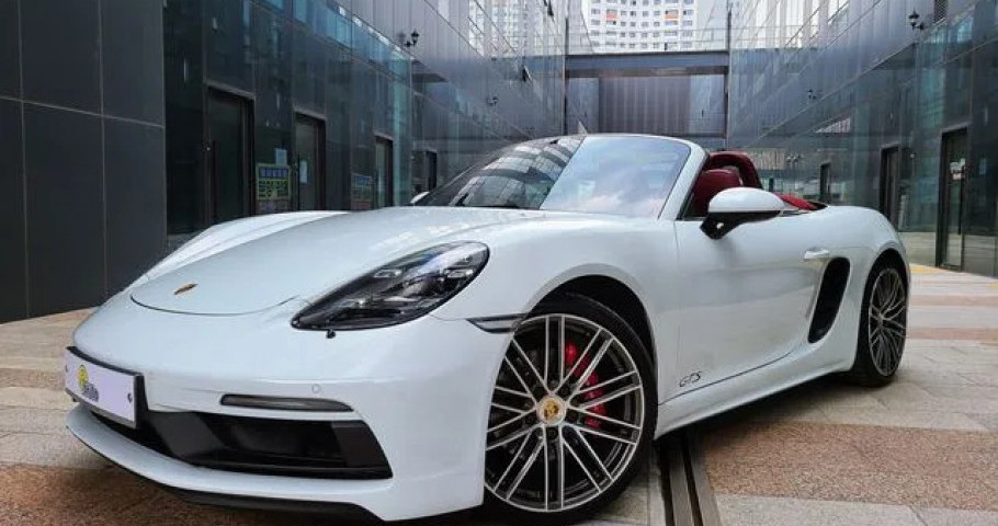 Porsche 718 