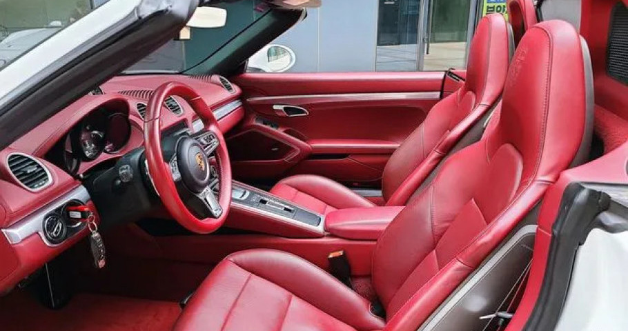 Porsche 718 