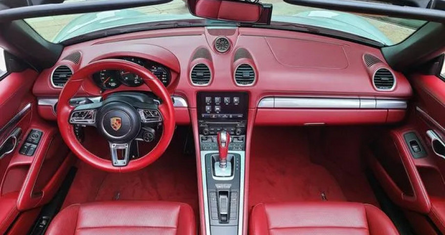 Porsche 718 