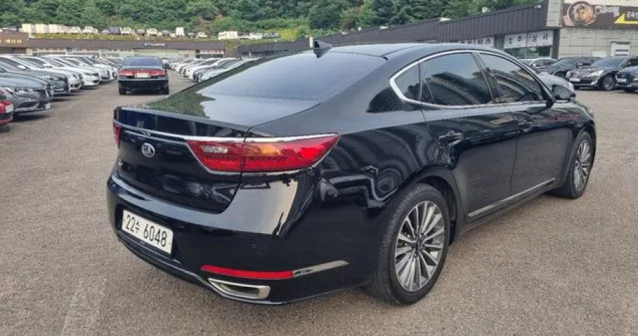 Kia K7 