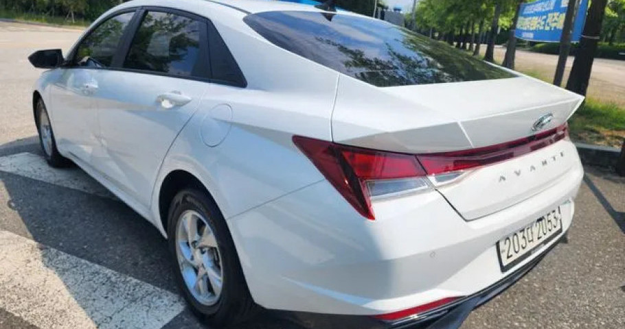 Hyundai Avante (Elantra) 
