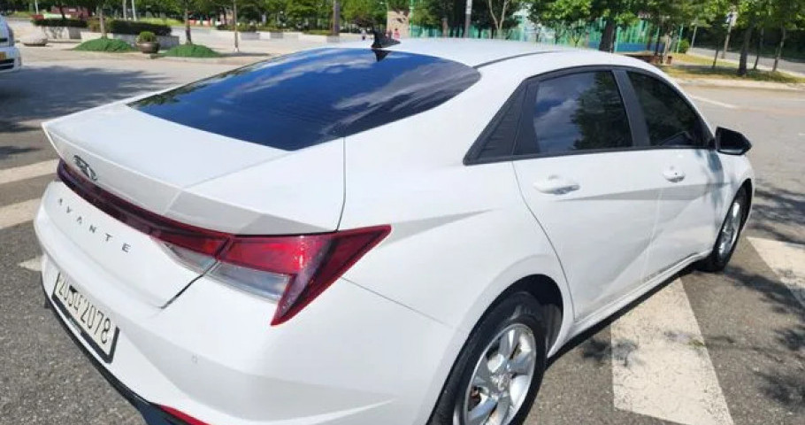 Hyundai Avante (Elantra) 
