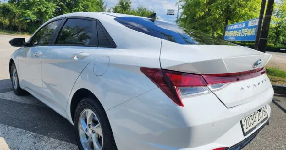 Hyundai Avante (Elantra) 
