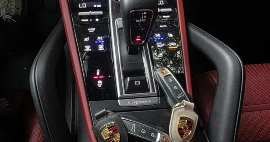 Porsche Cayenne 