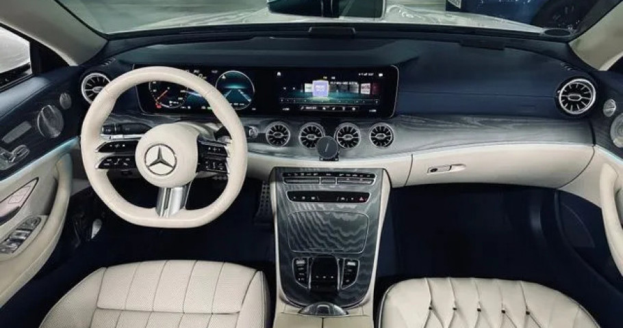Mercedes-Benz E-Class 
