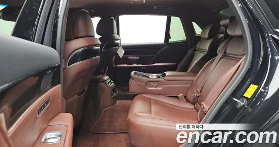 Genesis G90 